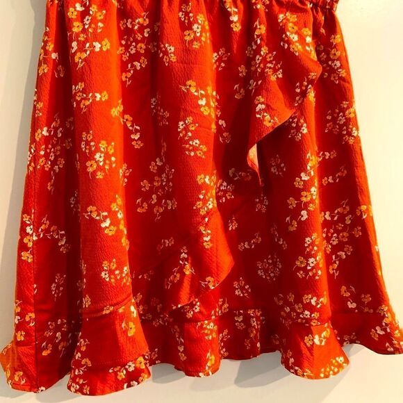 BB Dakota Overlap floral Burnt Orange Dress NWT - Picture 3 of 5